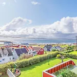 Vakantiehuis 5 Bedroom In *