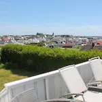 Vakantiehuis 5 Bedroom In *